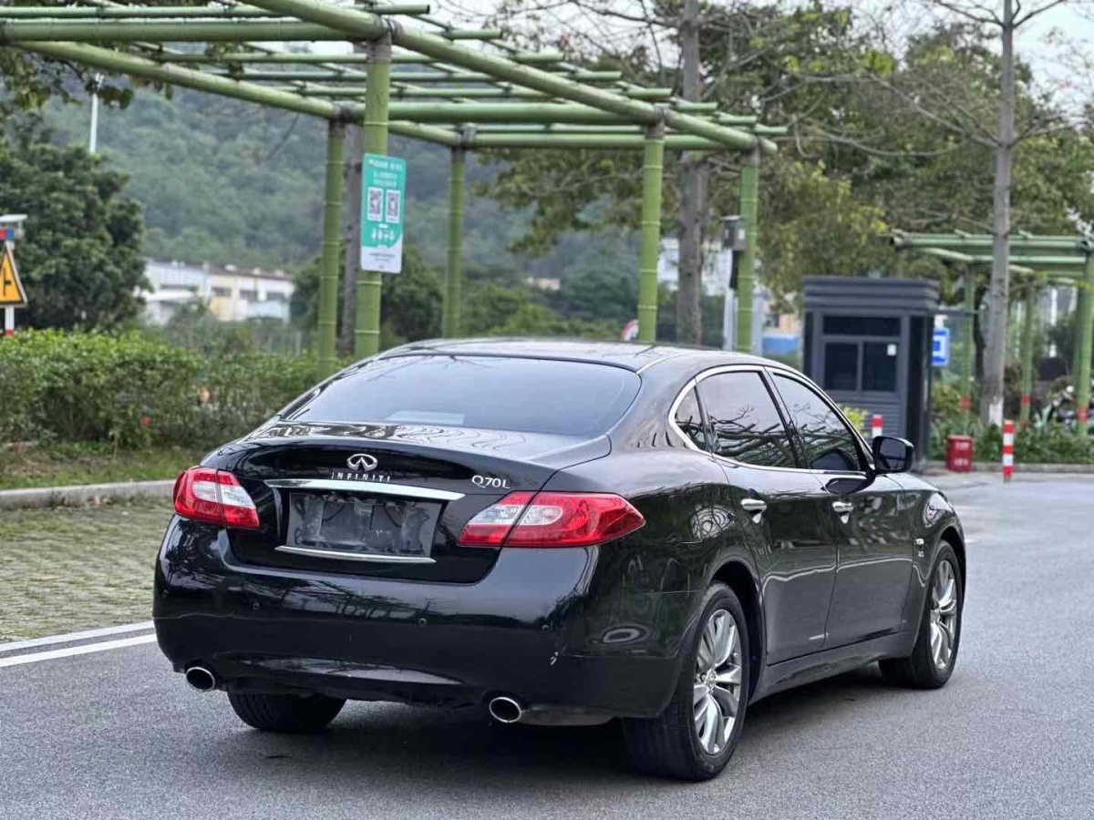 英菲尼迪 Q70  2013款 Q70L 2.5L 舒适版图片