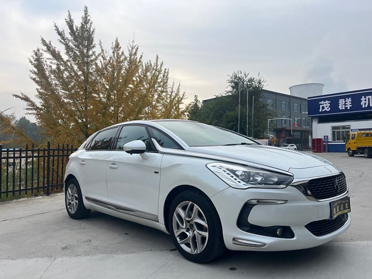 DS DS 5  2014款 1.6T 雅致版THP160圖片