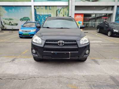 2013年5月 豐田 RAV4 2.0L 經(jīng)典版圖片