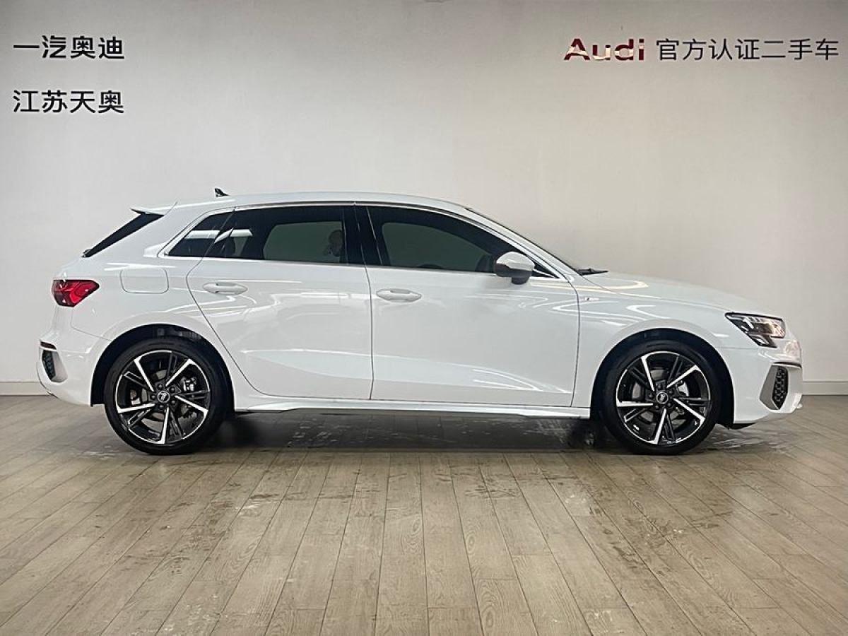 奧迪 奧迪A3  2024款 Sportback 35 TFSI 時(shí)尚運(yùn)動(dòng)型圖片