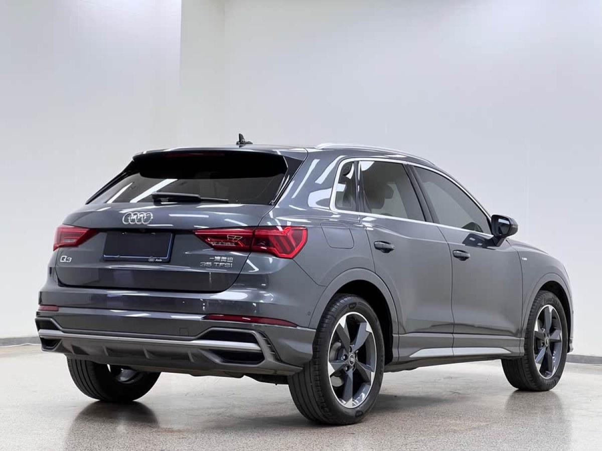 奧迪 奧迪Q3  2022款 35 TFSI 時尚動感型圖片