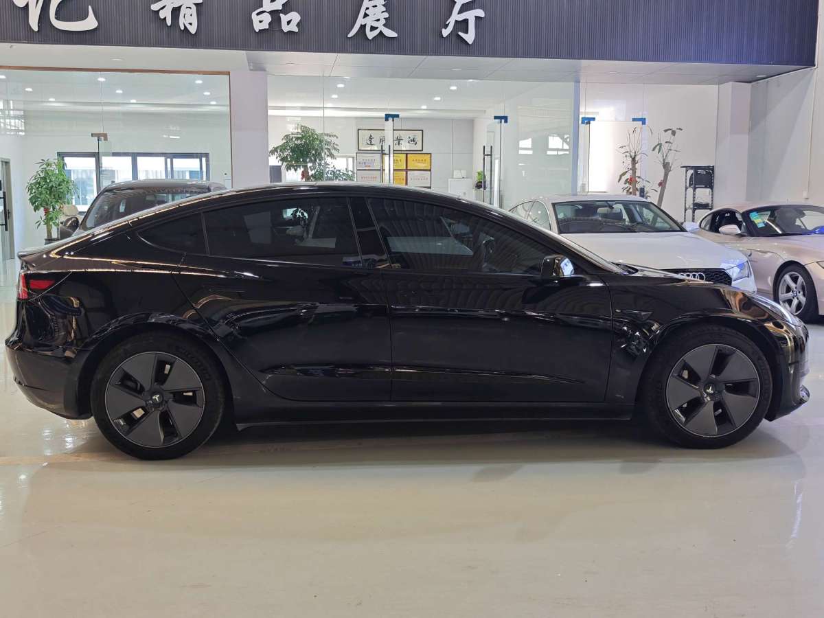 特斯拉 Model 3  2022款 改款 后輪驅(qū)動(dòng)版圖片