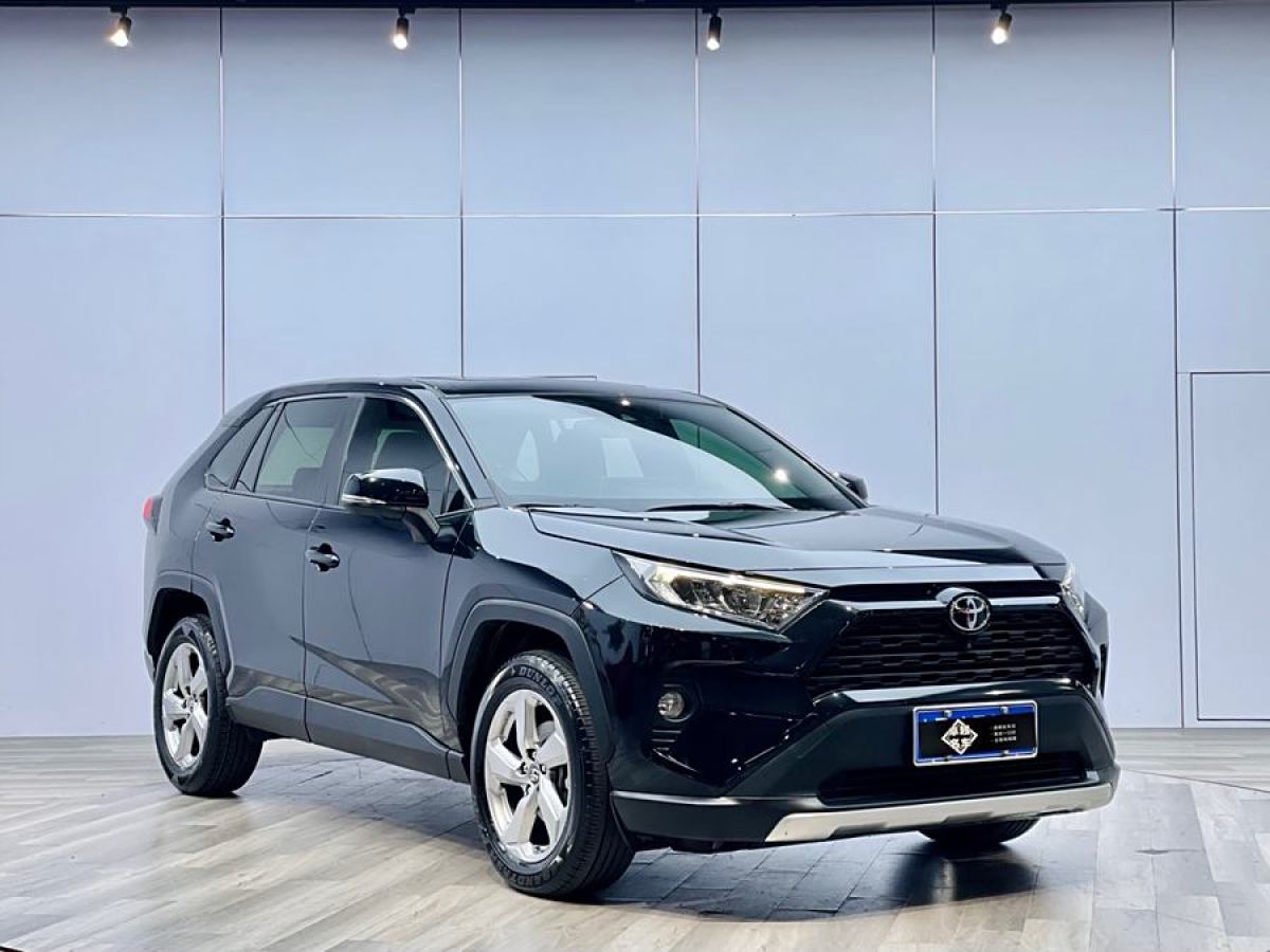 豐田 RAV4榮放  2020款 2.0L CVT兩驅(qū)風(fēng)尚版圖片