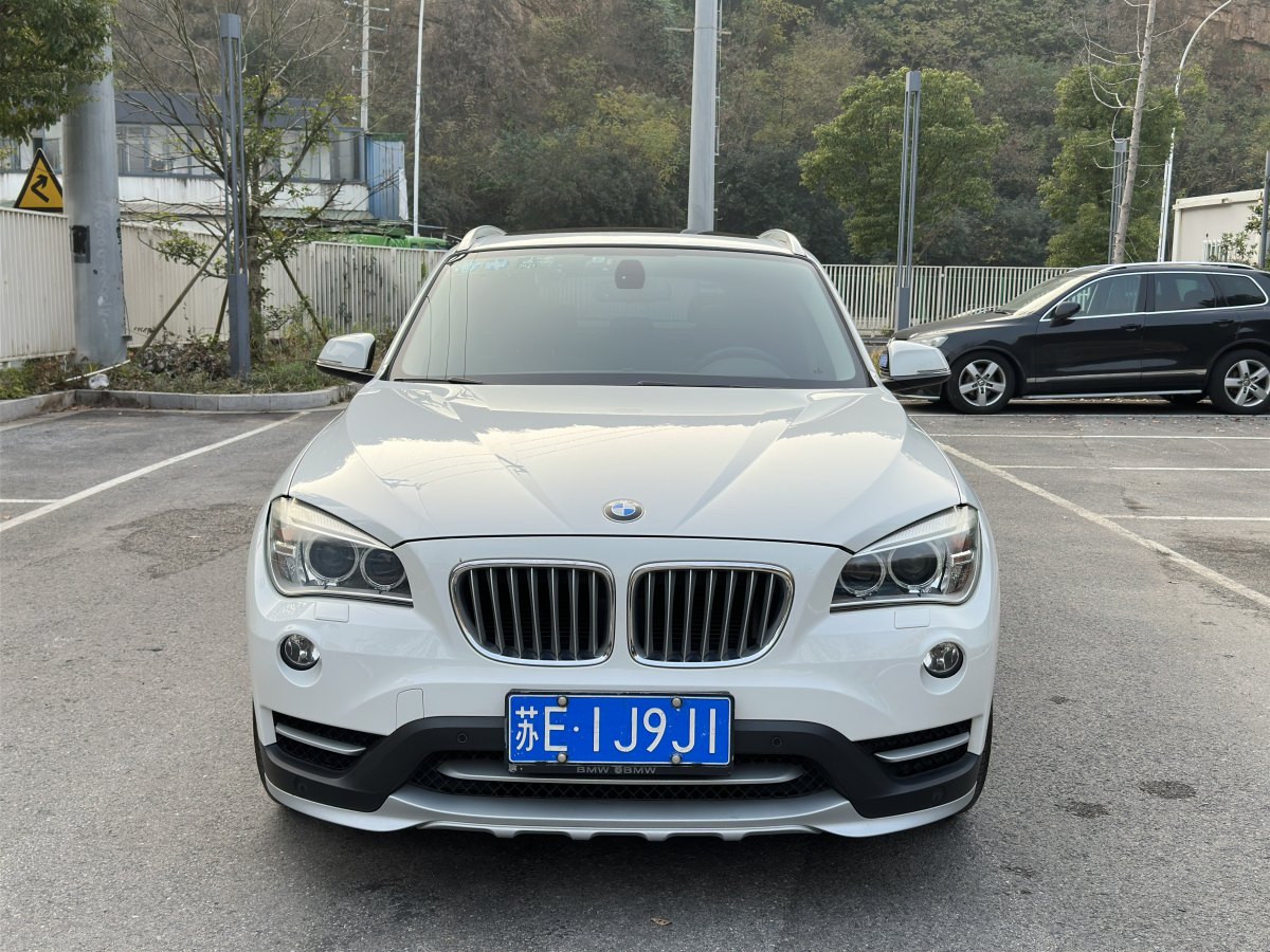 寶馬 寶馬X1  2014款 xDrive20i X設(shè)計套裝圖片