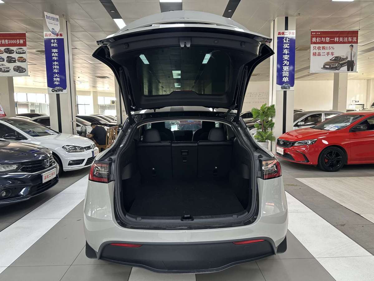 特斯拉 Model 3  2022款 后驅(qū)版圖片