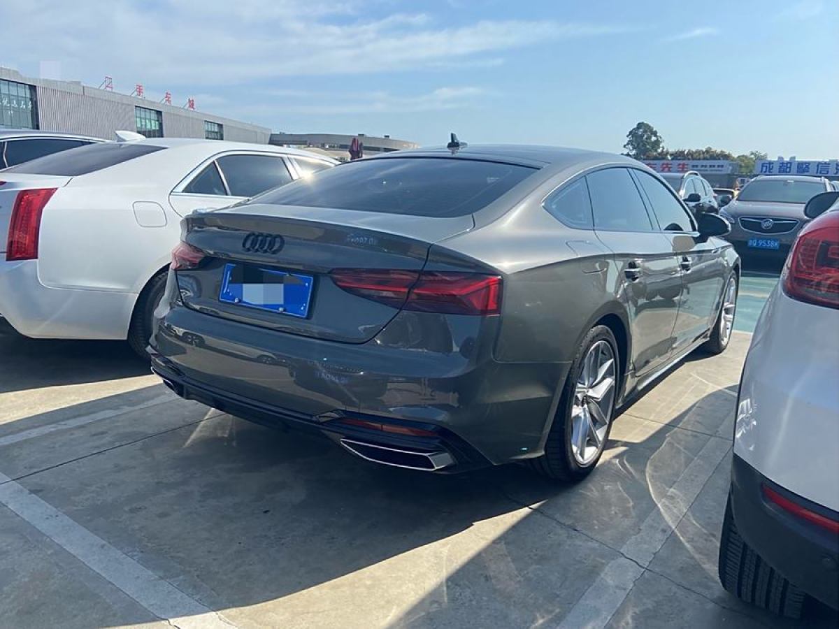 奧迪 奧迪A5  2022款 Sportback 40 TFSI 時(shí)尚致雅型圖片