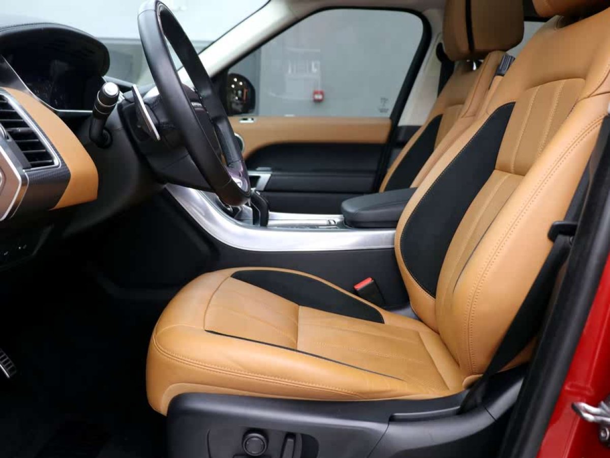 路虎 攬勝運(yùn)動版  2020款 3.0 L6 HSE DYNAMIC圖片