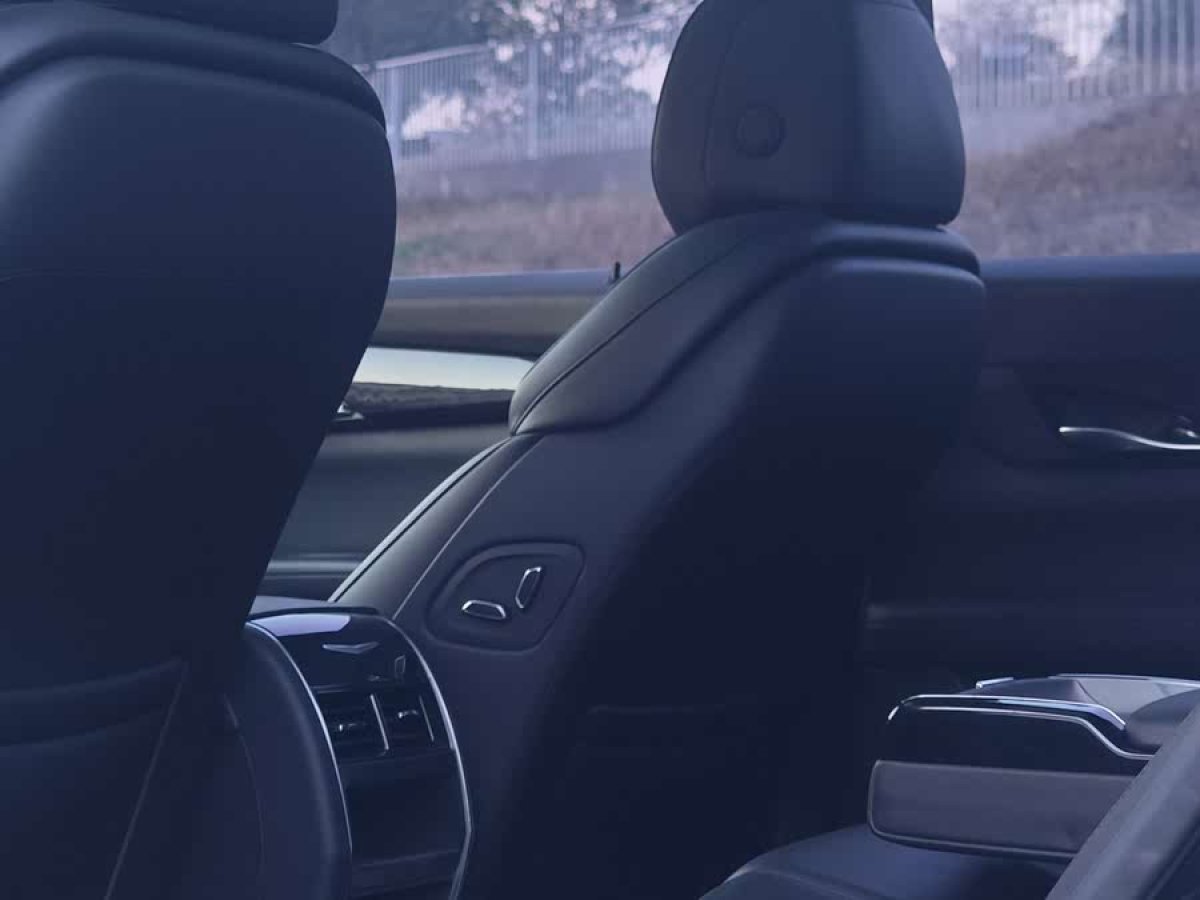 凱迪拉克 CT6  2016款 40T 豪華型圖片