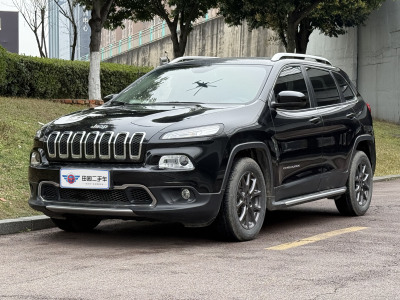 2020年10月 Jeep 自由光 2.0L 兩驅經典運動版圖片