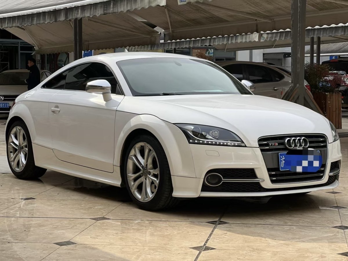 2014年4月奧迪 奧迪TTS  2013款 TTS Coupe 2.0TFSI quattro