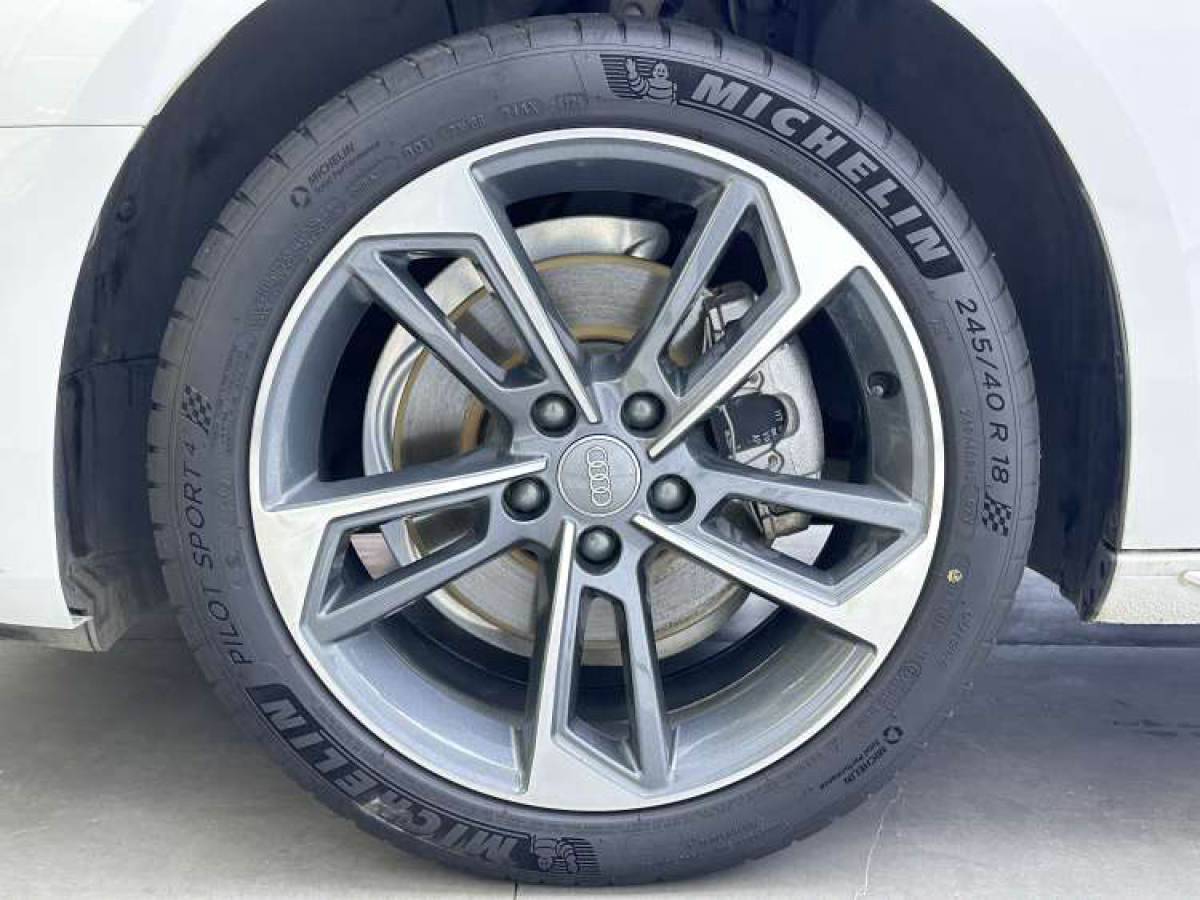 奧迪 奧迪A4L  2020款 40 TFSI 時(shí)尚動(dòng)感型圖片