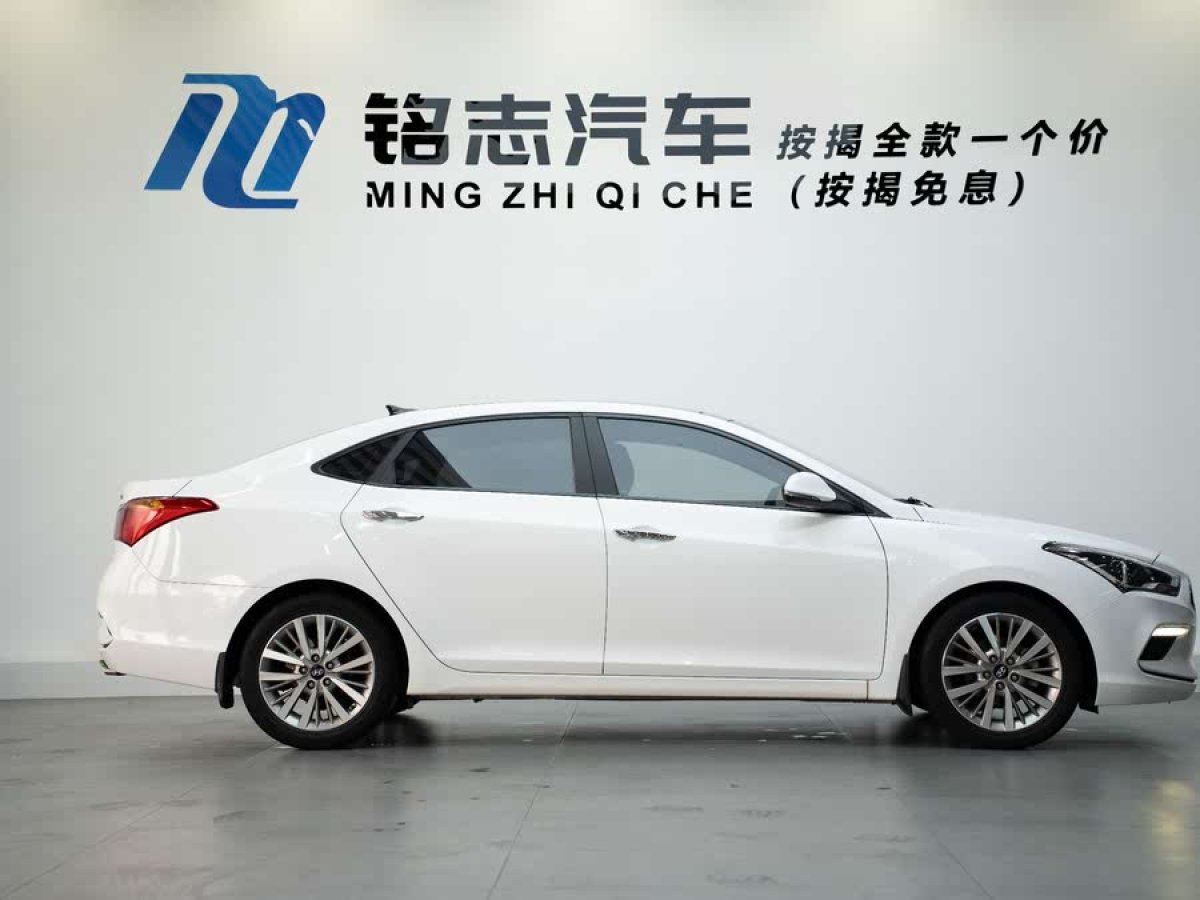 現(xiàn)代 名圖  2017款 1.8L 自動智能型GLS 國VI圖片