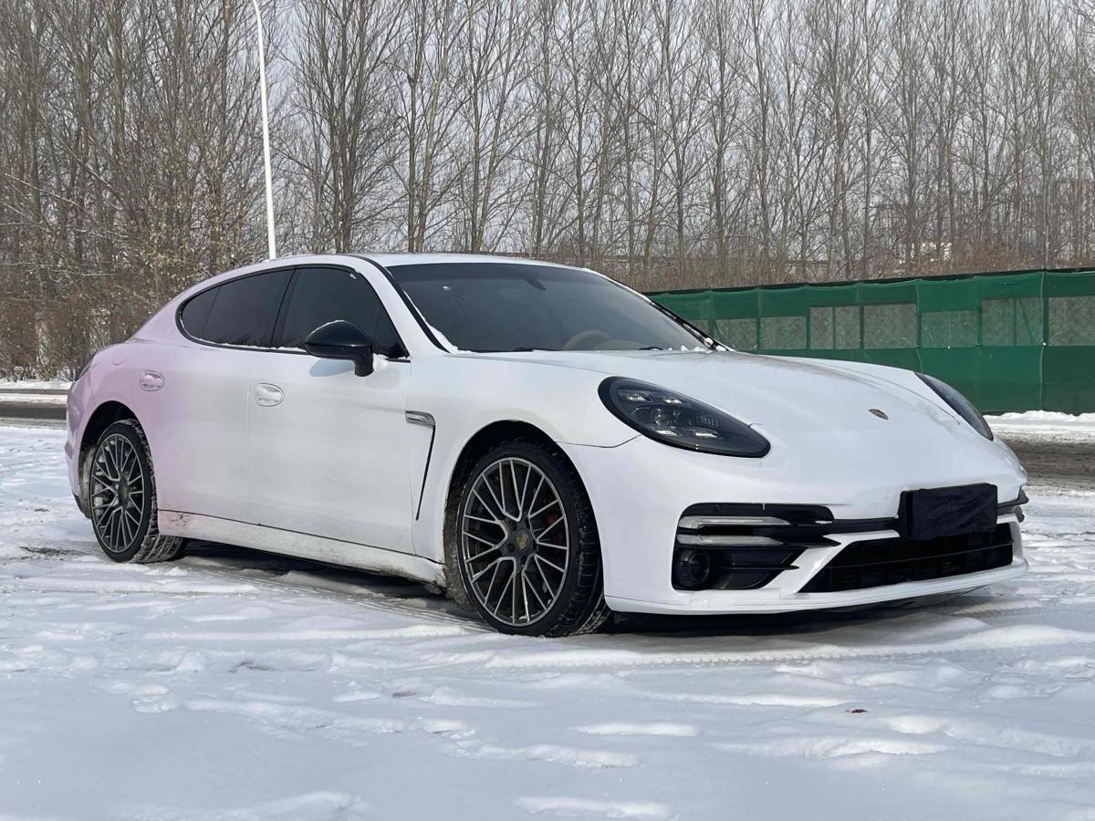 保時(shí)捷 Panamera  2013款 Panamera 4 Platinum Edition 3.6L圖片