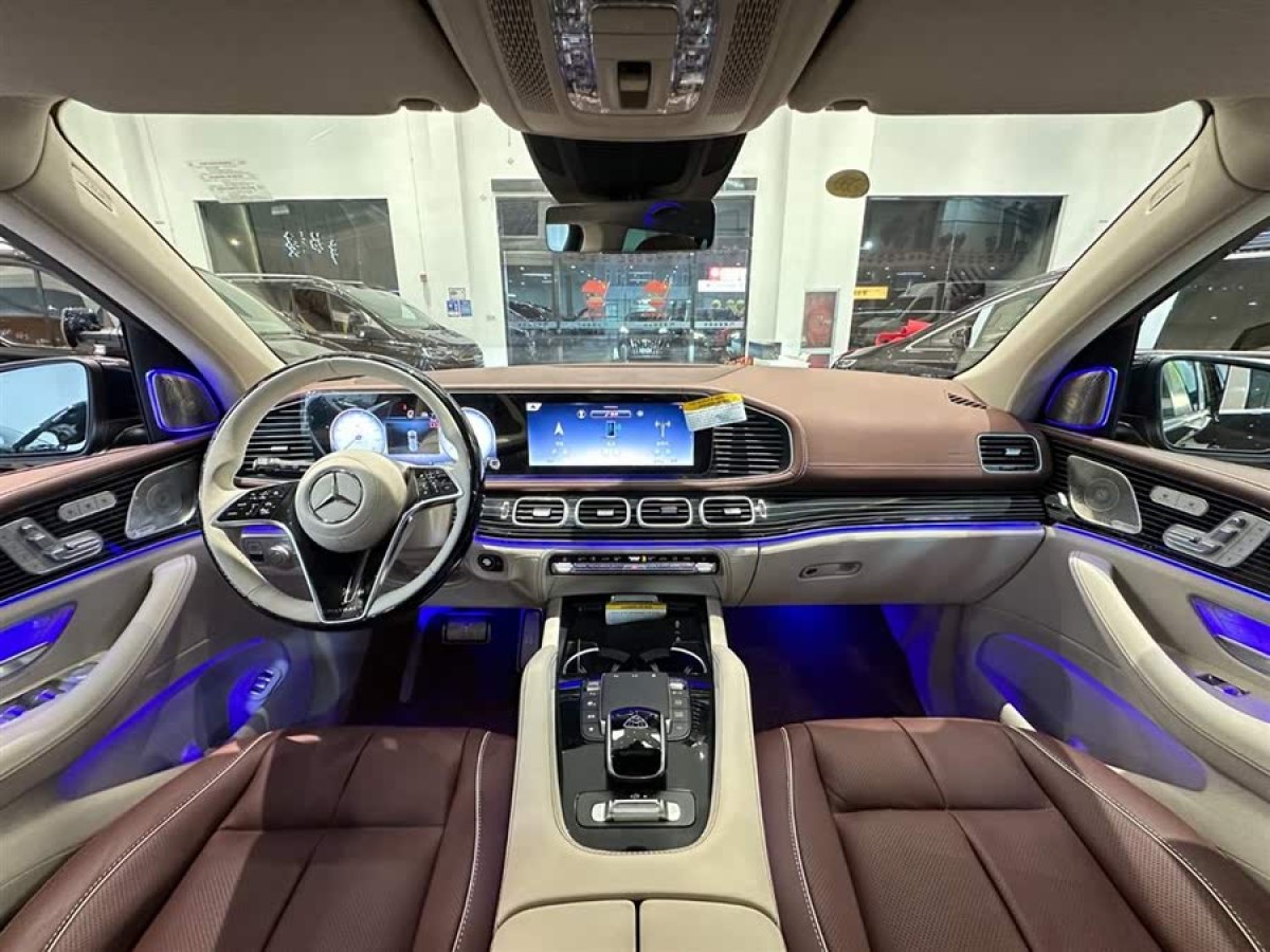 奔馳 奔馳GLS  2024款 GLS 450 4MATIC 豪華型圖片