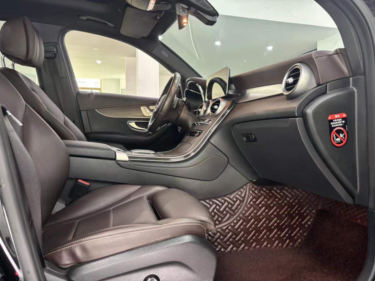 奔馳 邁巴赫S級  2022款 S 680 4MATIC 匠心高定首發(fā)版圖片