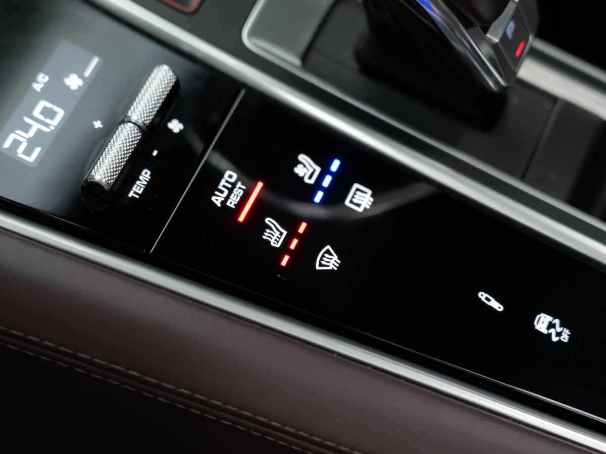 保時(shí)捷 Panamera  2019款 Panamera 行政加長(zhǎng)版 2.9T圖片