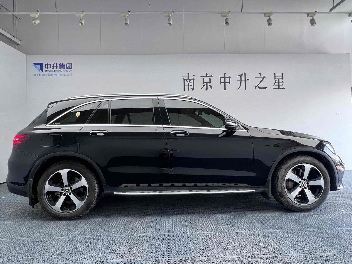 奔馳 奔馳GLC  2019款 改款 GLC 260 L 4MATIC 豪華型圖片