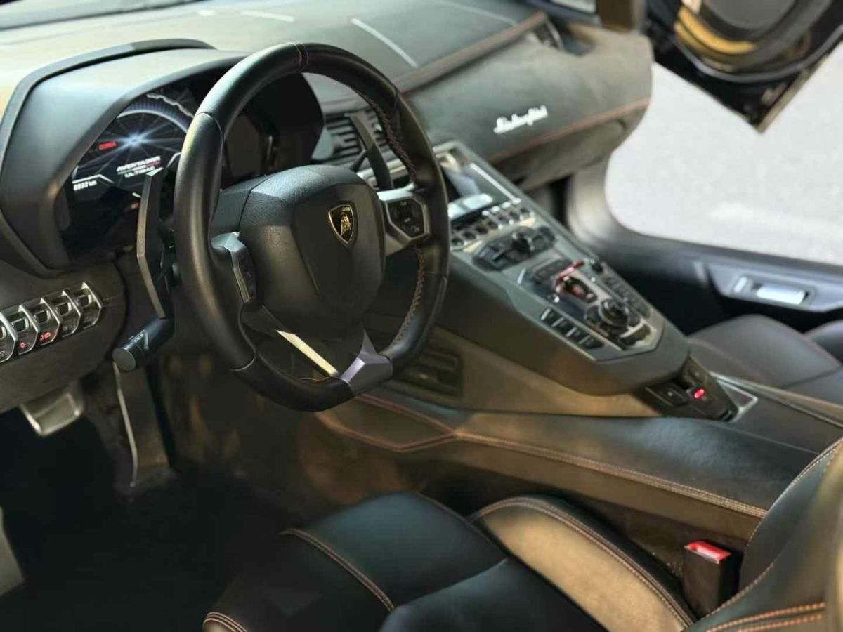 蘭博基尼 Aventador  2013款 LP 700-4 Roadster圖片