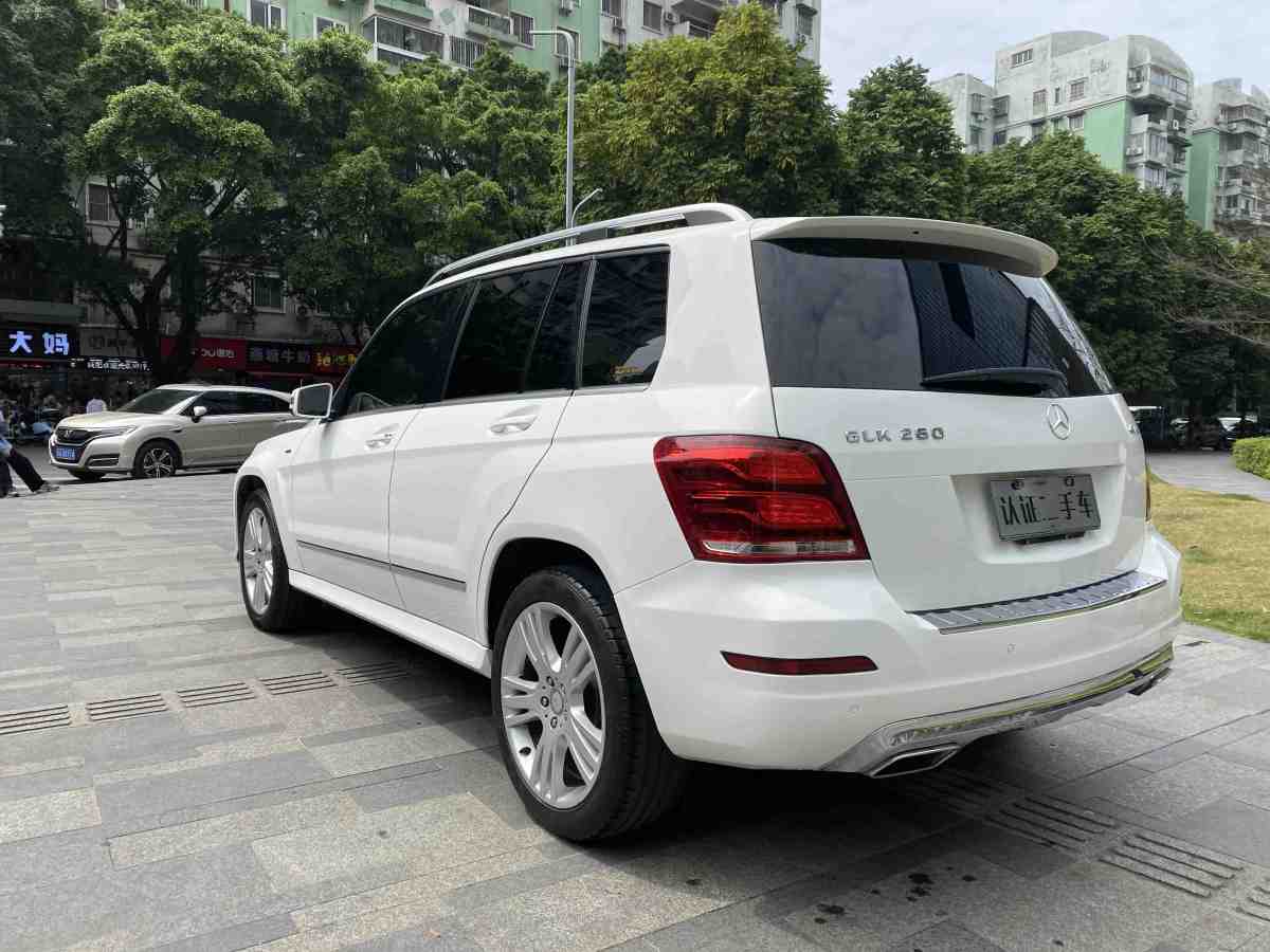 奔馳 奔馳GLK級  2015款 GLK 260 4MATIC 動感型 極致版圖片