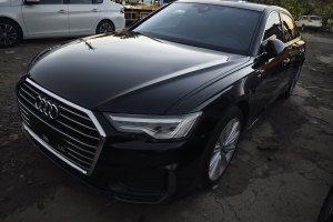 奥迪A6L 奥迪 45 TFSI 臻选动感型