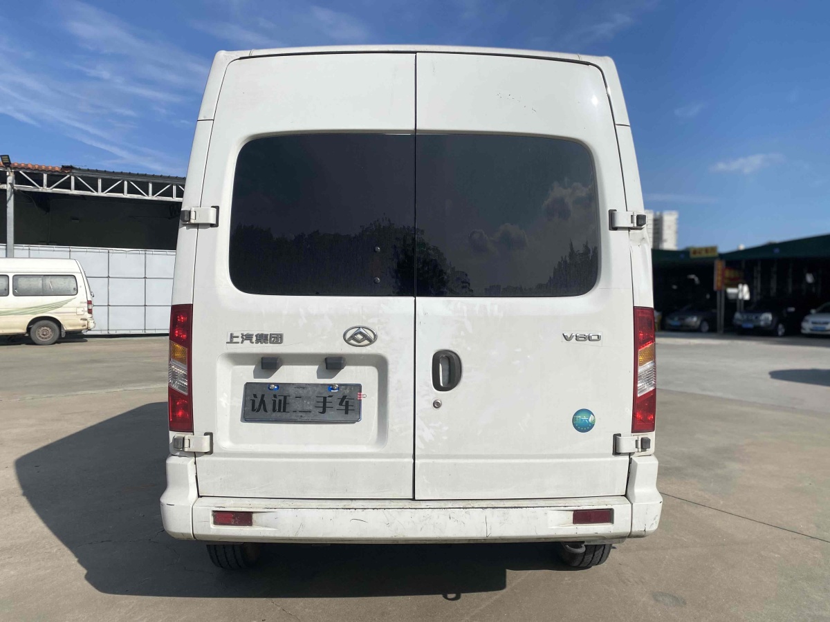上汽大通 V80  2021款 2.0T PLUS AMT城市版短軸超低頂5/6座圖片