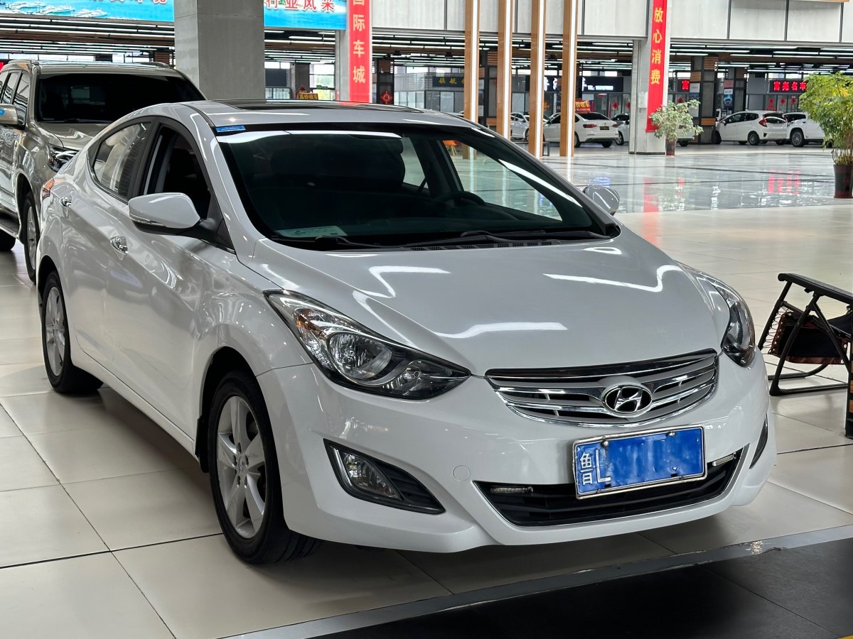 現(xiàn)代 朗動  2013款 1.6L 自動領(lǐng)先型圖片