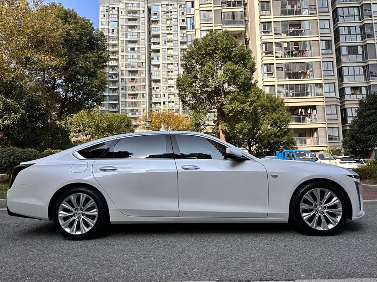 凱迪拉克 CT6  2023款 28T 尊貴型圖片