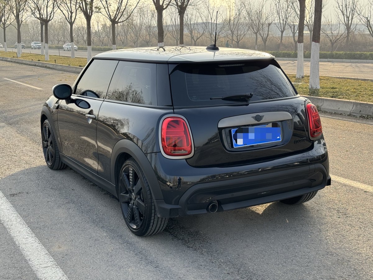 MINI MINI  2023款 1.5T COOPER 執(zhí)迷版圖片