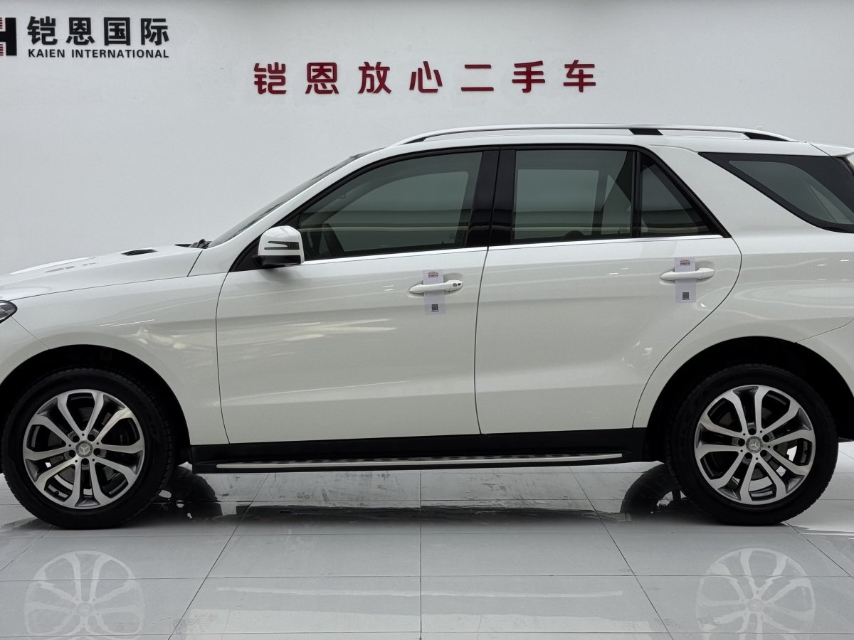 奔馳 奔馳GLE  2017款 GLE 320 4MATIC 動感型圖片