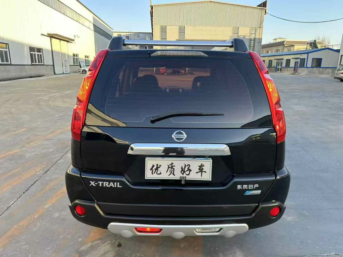 日產(chǎn) 奇駿  2010款 2.0L CVT舒適版 4WD圖片