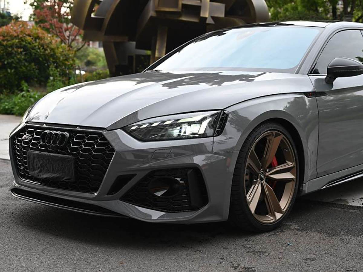 奧迪 奧迪RS 5  2021款 RS5 Coupe 暗金版圖片