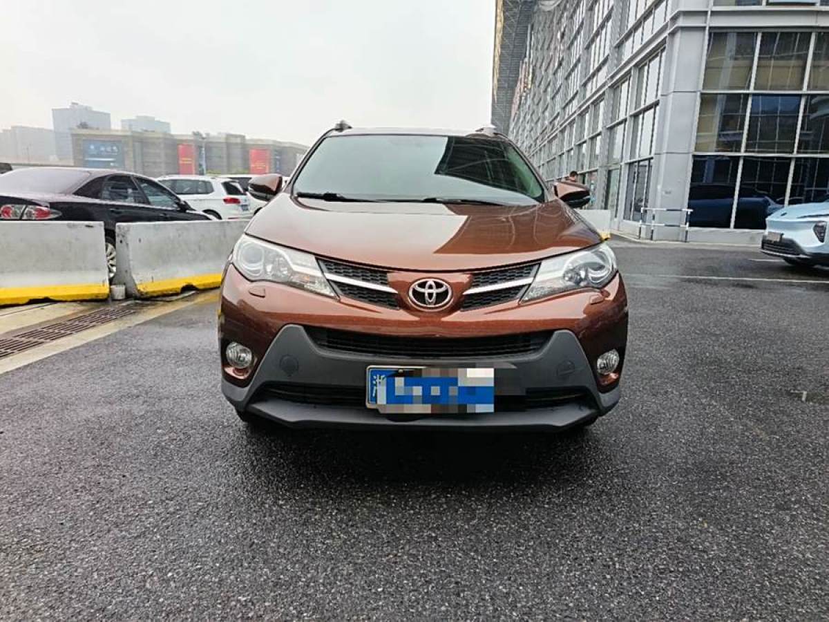 豐田 RAV4榮放  2015款 2.5L 自動(dòng)四驅(qū)精英版圖片