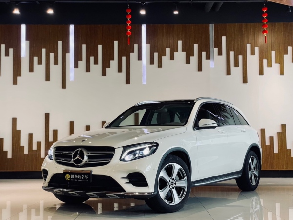 奔驰 奔驰GLC  2017款 GLC 300 4MATIC 动感型