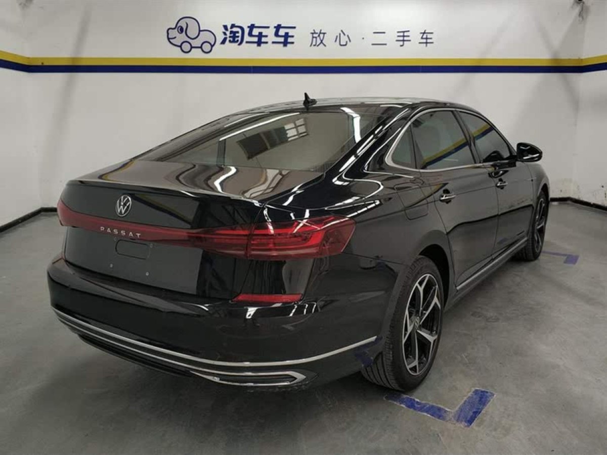大眾 帕薩特  2023款 改款 330TSI 星空豪華版圖片