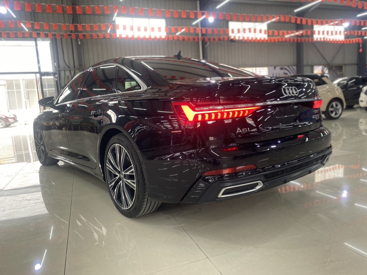 2019年5月奧迪 奧迪A6  2020款 Avant 先鋒派 45 TFSI 臻選動感型