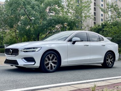 2023年4月 沃尔沃 S60L B4 智逸豪华版图片