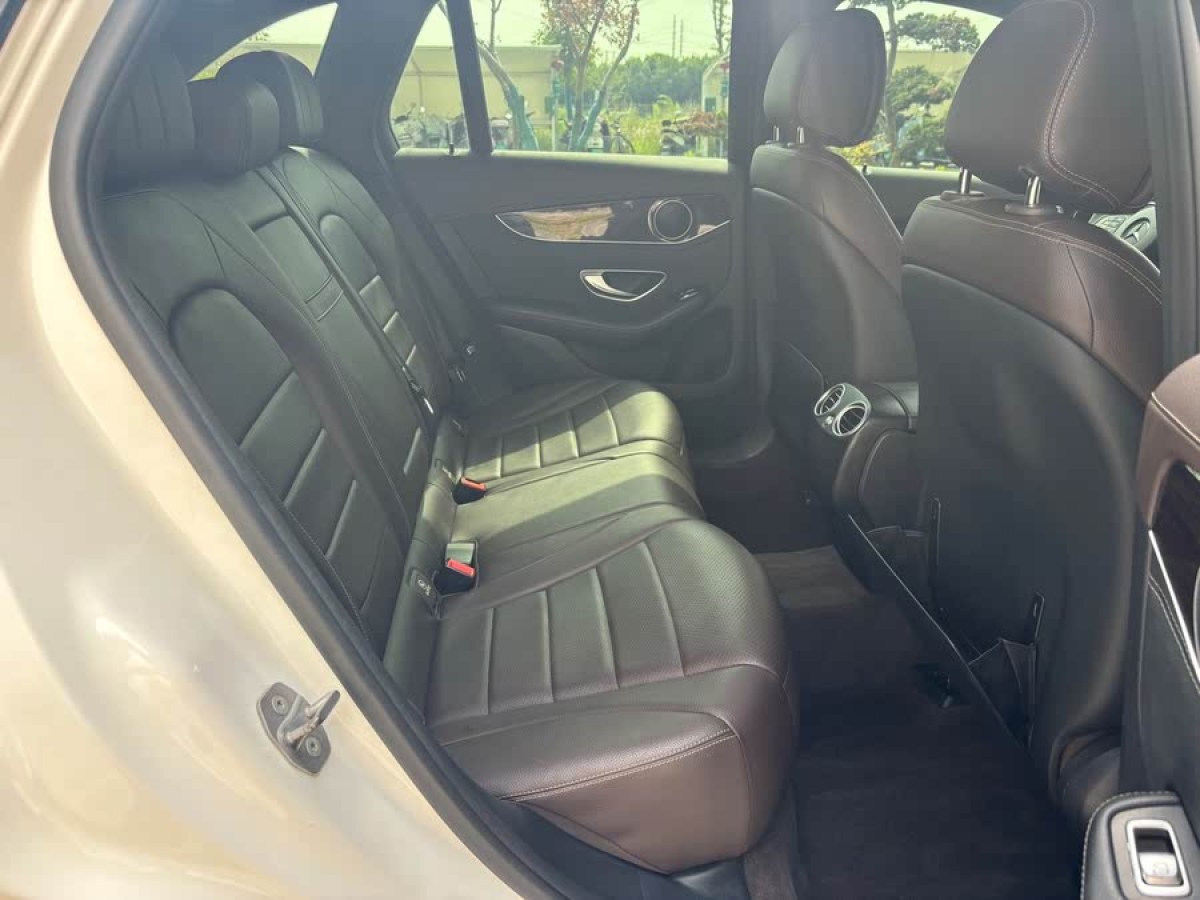 奔馳 奔馳GLC  2018款 改款 GLC 260 4MATIC 豪華型圖片