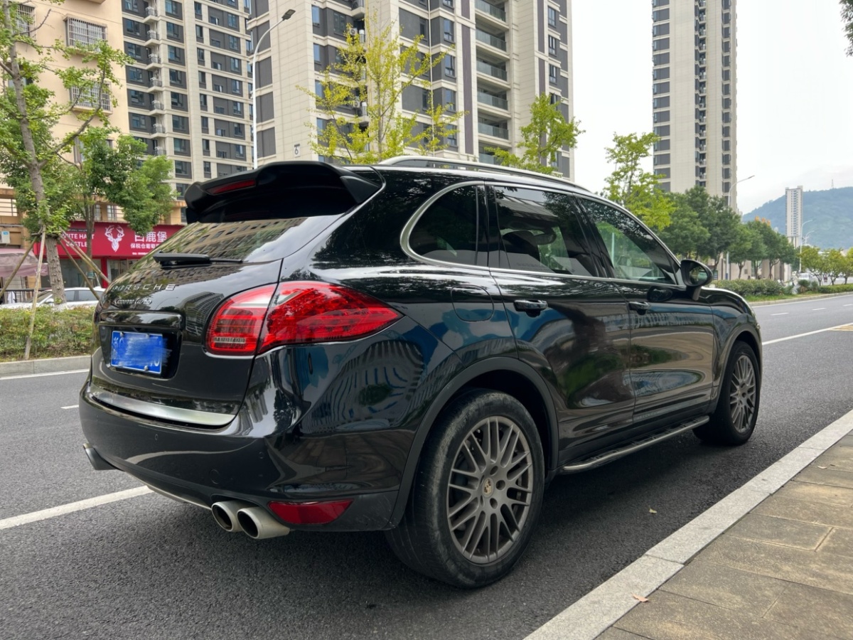 保時(shí)捷 Cayenne  2011款 Cayenne Turbo 4.8T圖片