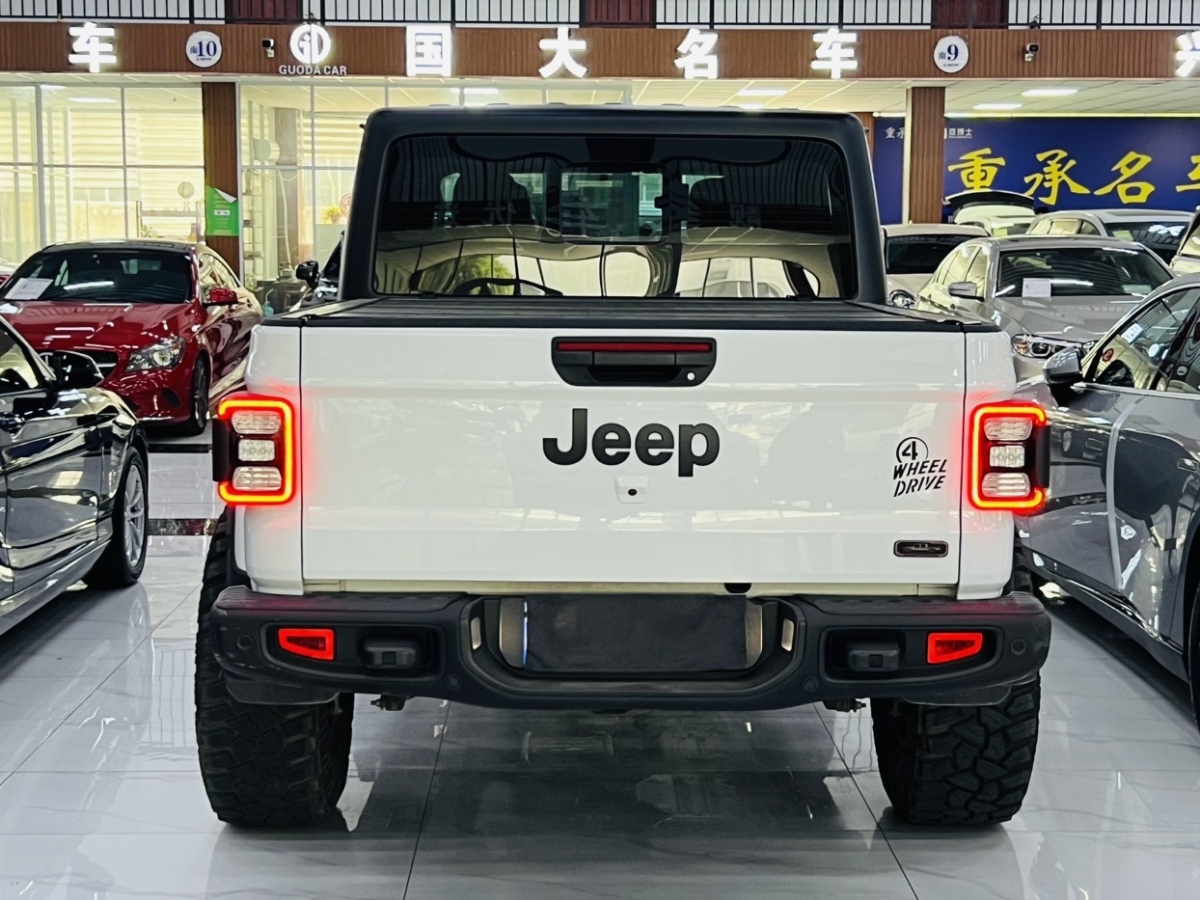 2022年12月Jeep 角斗士  2022款 3.6L 先行版