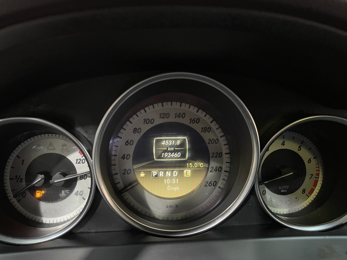 奔驰 奔驰C级  2011款 C 200 CGI 时尚型图片
