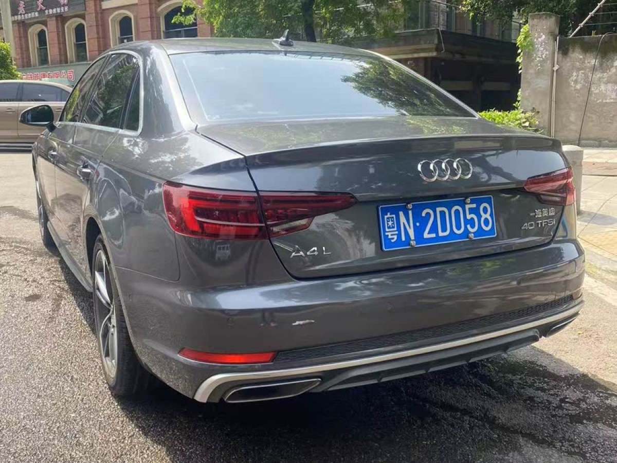 奧迪 奧迪A4L  2019款 40 TFSI 運(yùn)動(dòng)型 國VI圖片