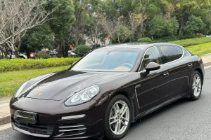 2015年3月保时捷 Panamera  Panamera 4 Executive 3.0T