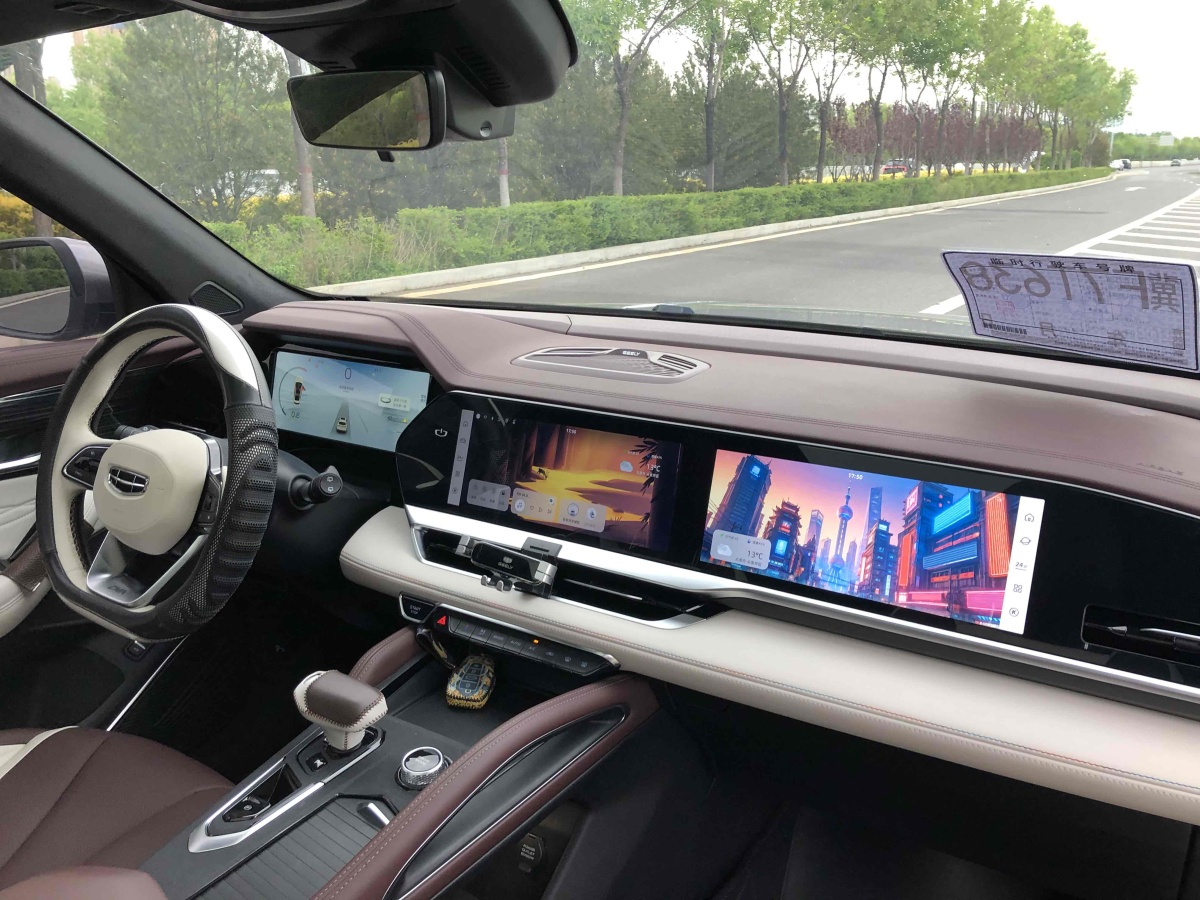 吉利 星越L  2021款 2.0TD DCT EVO兩驅(qū)尊貴型圖片