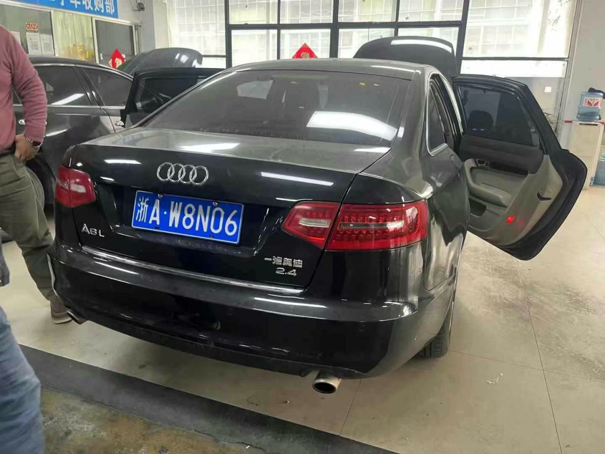 奧迪 奧迪A6L  2011款 A6L 2.0TFSI 標(biāo)準(zhǔn)型圖片