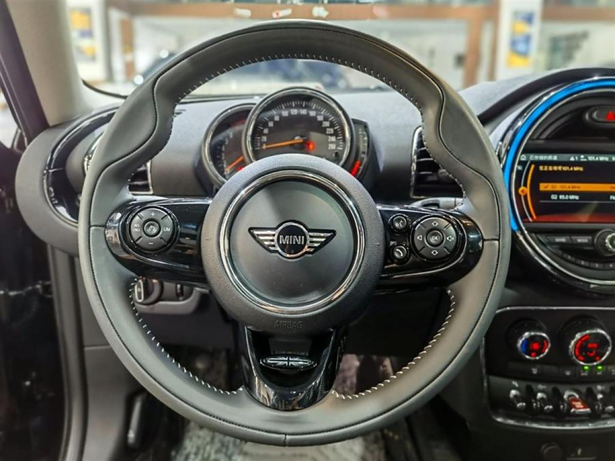 MINI CLUBMAN  2018款 1.5T COOPER 藝術(shù)家圖片