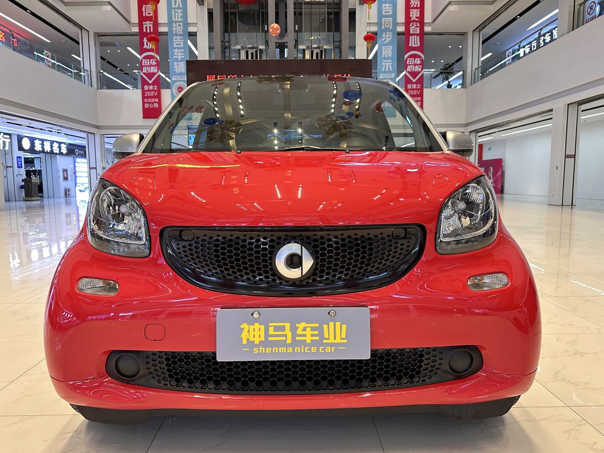 2019年3月smart fortwo  2018款 1.0L 52千瓦硬頂激情版