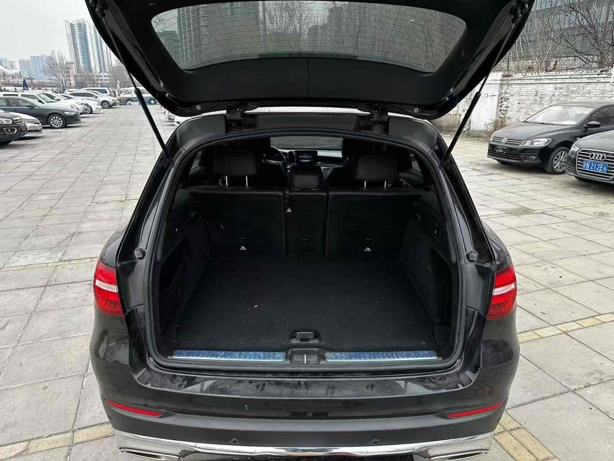 奔馳 奔馳GLC  2016款 GLC 260 4MATIC 豪華型圖片