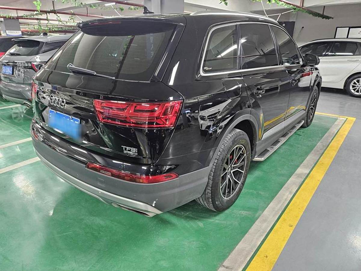 奧迪 奧迪Q7  2016款 45 TFSI S line運(yùn)動(dòng)型圖片