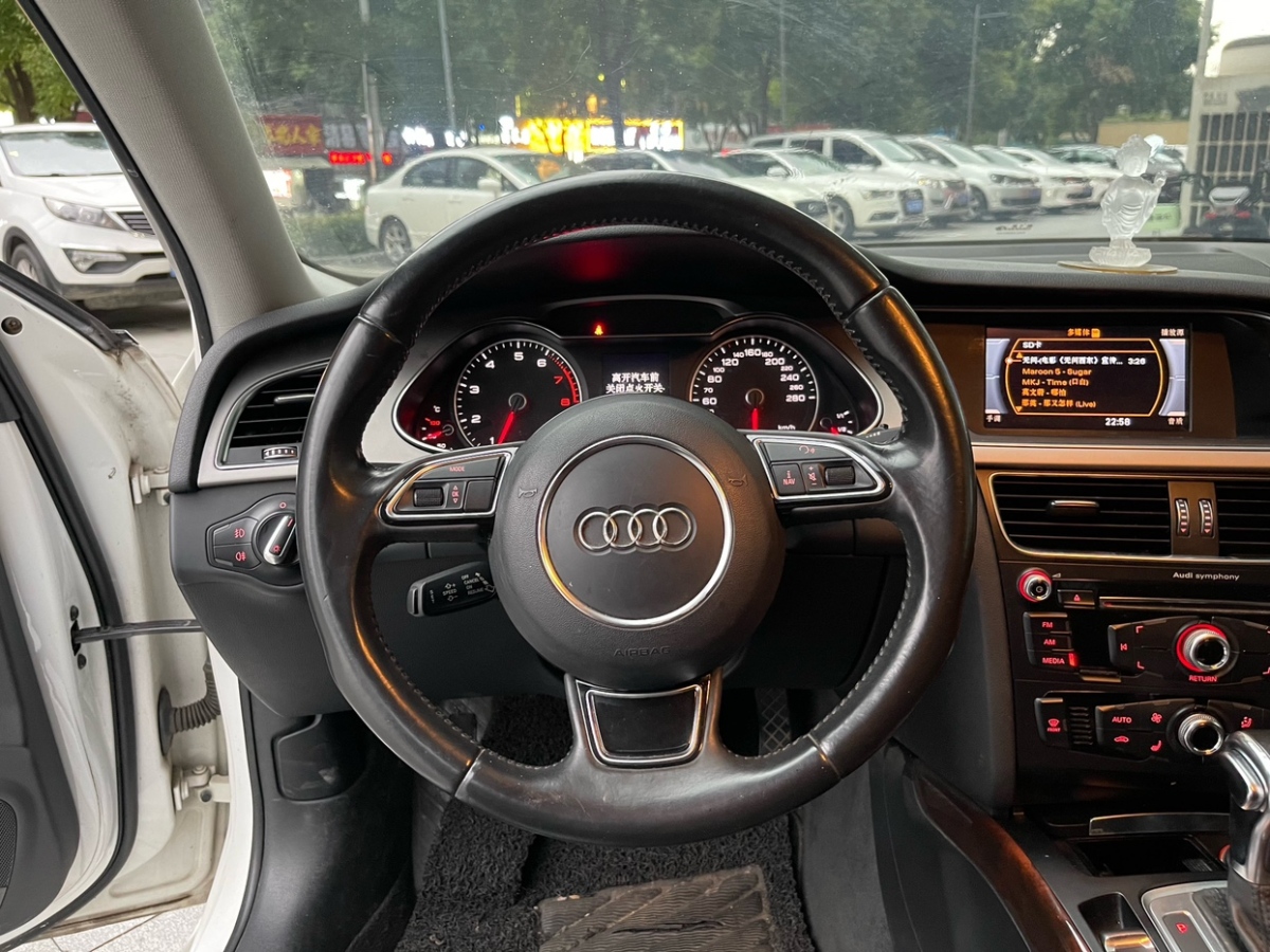 奧迪 奧迪A4L  2013款 35 TFSI 自動(dòng)舒適型圖片