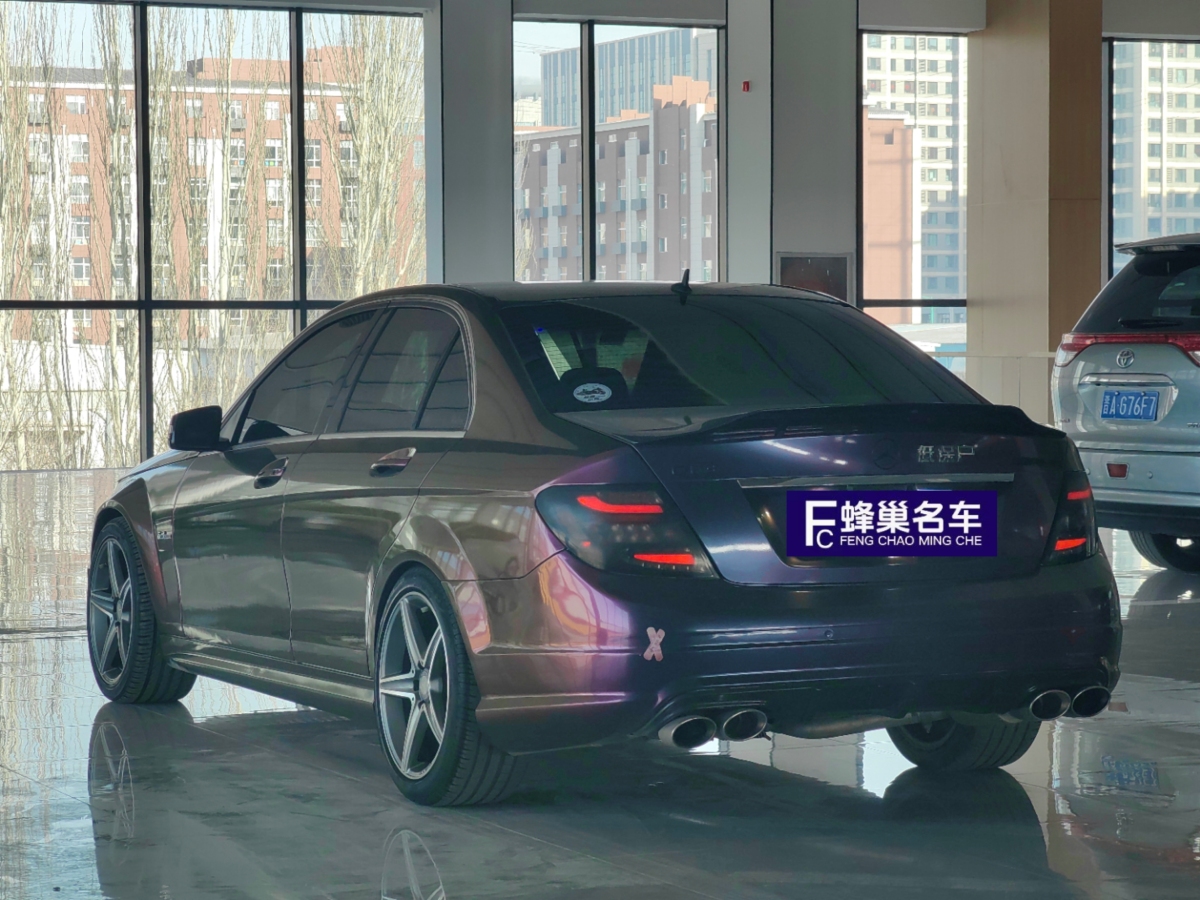 奔馳 奔馳C級(jí)AMG  2010款 AMG C 63 動(dòng)感型增強(qiáng)版圖片